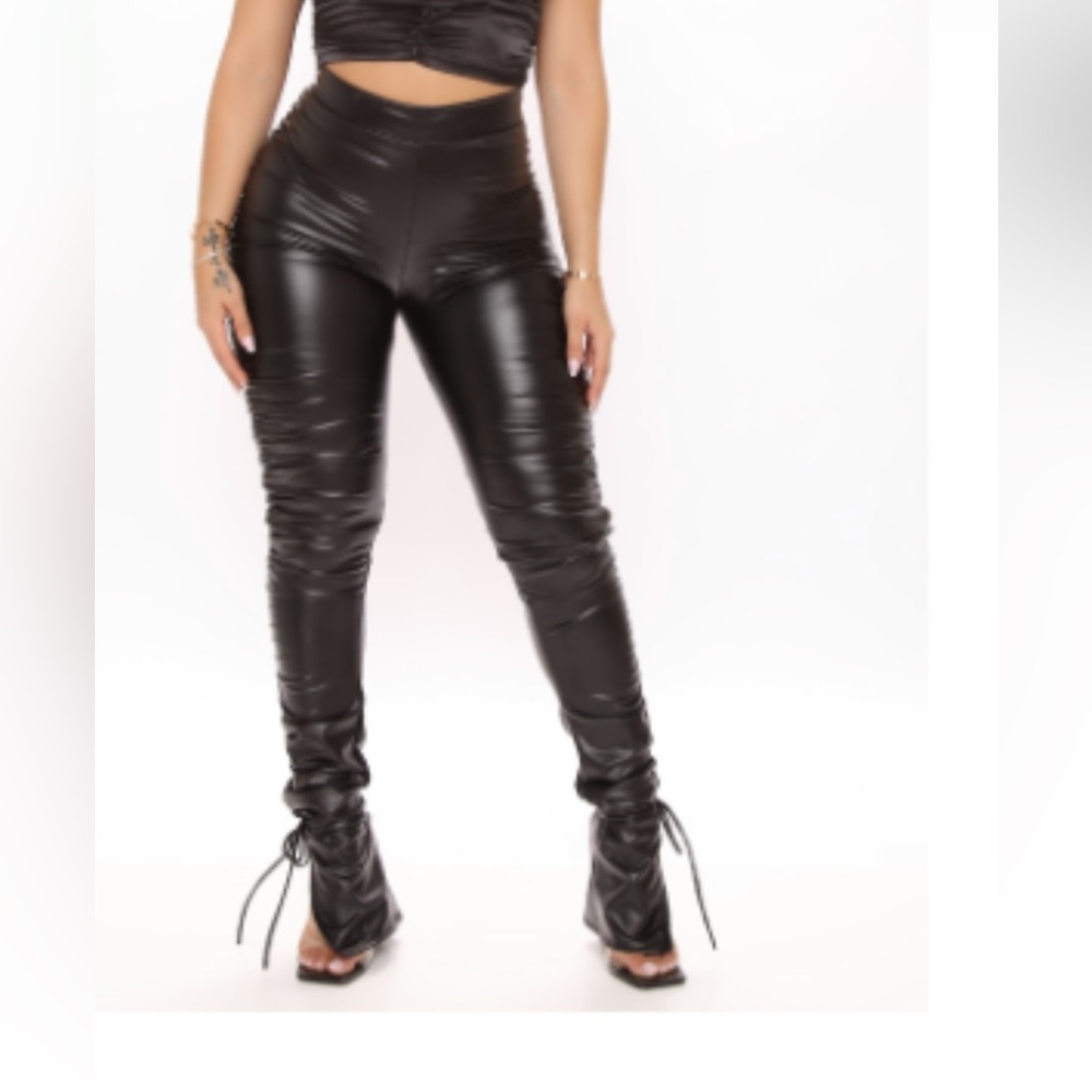 STACKED LEATHER PANTS | Size XXXL